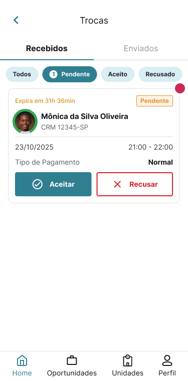 Tela de trocas de plantão mostrando um convite recebido com opções de aceitar ou recusar